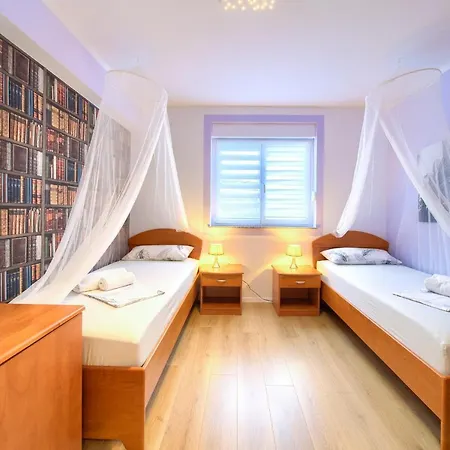 Apartman Bor Apartment